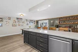 546 E Coolidge Ave, Appleton, WI 54915 - Photo 9