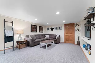 1307 Sunray Ln, Green Bay, WI 54313 - Photo 31
