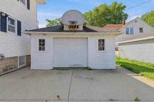 154 E 11th St, Fond du Lac, WI 54935 - Photo 23