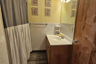 2105 12th Ave, Menominee, MI 49858 - Photo 9