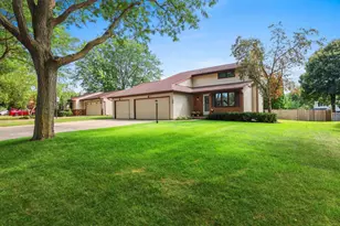 2564 Wildflower, Green Bay, WI 54311 - Photo 47