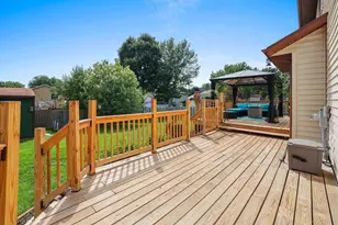 2564 Wildflower, Green Bay, WI 54311 - Photo 35