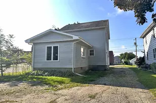 426 Jackson St, Waupun, WI 53963 - Photo 33