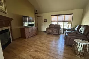 3652 S Ridge Rd, De Pere, WI 54115 - Photo 9
