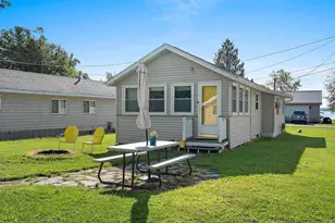 W6070 N Bay Cir, Shawano, WI 54166 - Photo 5