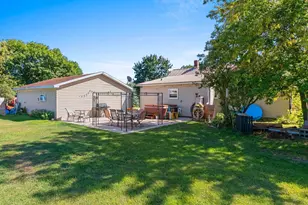 463 Green Bay Ave, Oconto Falls, WI 54154 - Photo 31