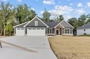 3211 Eclipse Dr, Green Bay, WI 54311 - Photo 1