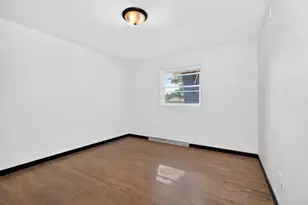 1030 Devonshire Dr, Oshkosh, WI 54902 - Photo 17