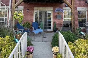 159 Marina Pl, Menasha, WI 54952 - Photo 1