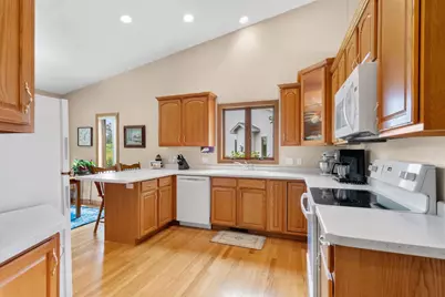 1912 E Sylvan Avenue, Appleton, WI 54915 - Photo 13
