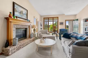 1912 E Sylvan Ave, Appleton, WI 54915 - Photo 11