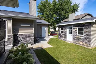 1914 Amy Jo Dr, Oshkosh, WI 54904 - Photo 45
