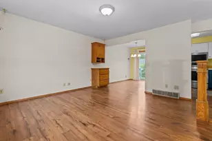 2613 S Jason Dr, Appleton, WI 54915 - Photo 5