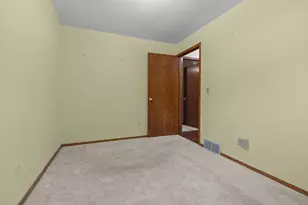 2613 S Jason Dr, Appleton, WI 54915 - Photo 17
