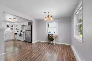 1335 San Jose Pl, Green Bay, WI 54303 - Photo 11