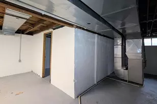 4013 Michigan Ave, Manitowoc, WI 54220 - Photo 41