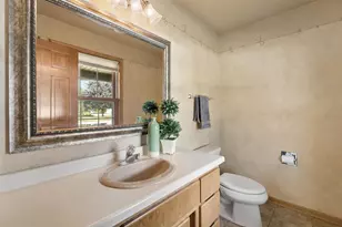 1029 Highland Park Rd, Neenah, WI 54956 - Photo 15