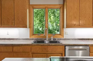 1029 Highland Park Rd, Neenah, WI 54956 - Photo 7