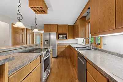 1029 Highland Park Road, Neenah, WI 54956 - Photo 3