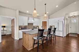 2742 Castaway Ct, Green Bay, WI 54311 - Photo 17