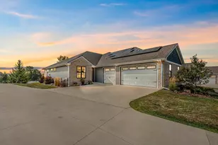 2742 Castaway Ct, Green Bay, WI 54311 - Photo 1