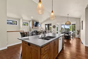 2742 Castaway Ct, Green Bay, WI 54311 - Photo 21