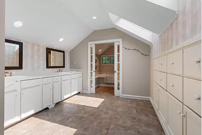 938 Hickory Avenue, De Pere, WI 54115 - Photo 41