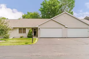 465 W Packer Ave, Oshkosh, WI 54901 - Photo 1