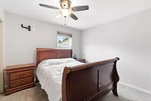 2412 Carleton Ave, Appleton, WI 54915 - Photo 17