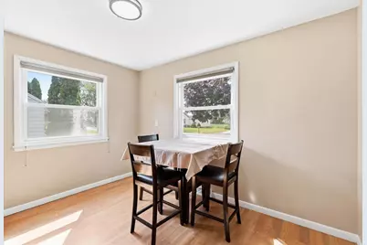 2412 Carleton Avenue, Appleton, WI 54915 - Photo 7