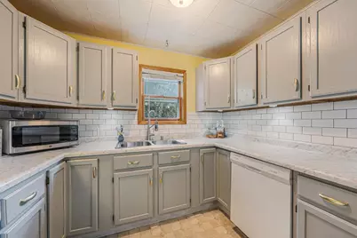 810 Oviatt Street, Kaukauna, WI 54130 - Photo 7