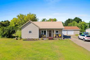 463 Green Bay Ave, Oconto Falls, WI 54154 - Photo 3