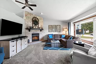 1841 Baltic Circle, Green Bay, WI 54311 - Photo 3