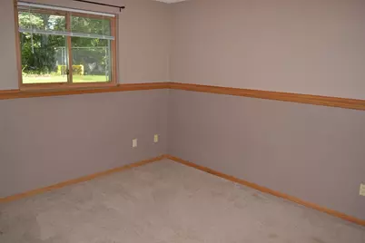 40 Rolling Green Circle, Oshkosh, WI 54904 - Photo 13