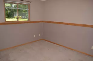 40 Rolling Green Cir, Oshkosh, WI 54904 - Photo 13
