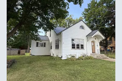911 Main Street, Gresham, WI 54128 - Photo 19