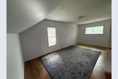 911 Main Street, Gresham, WI 54128 - Photo 9
