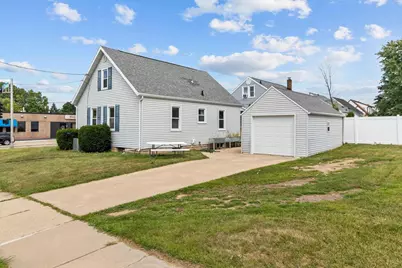 1727 W Wisconsin Avenue, Appleton, WI 54914 - Photo 7