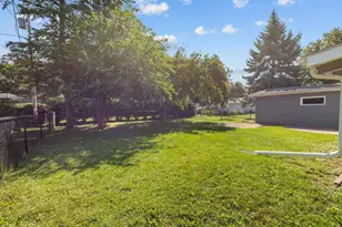 1602 Doemel St, Oshkosh, WI 54901 - Photo 33