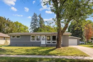 1602 Doemel St, Oshkosh, WI 54901 - Photo 1