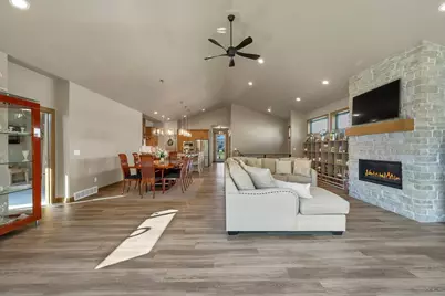 363 Aldon Circle, Ashwaubenon, WI 54304 - Photo 23