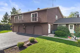 2626 Crosscreek Dr, Sheboygan, WI 53081 - Photo 19