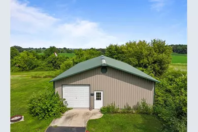 1952 County Rd Ff, Oshkosh, WI 54904 - Photo 9