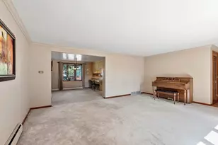 1192 Alice Dr, Green Bay, WI 54304 - Photo 7