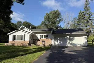 N1261 Bay De Noc Dr, Menominee, MI 49858 - Photo 1