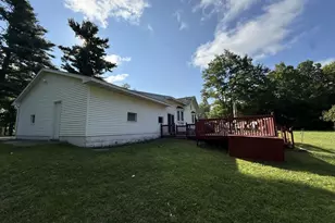 N1261 Bay De Noc Dr, Menominee, MI 49858 - Photo 3