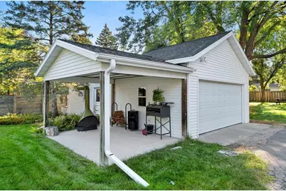 354 Lazarre Avenue, Green Bay, WI 54301 - Photo 5