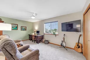 1265 Pond View Cir, De Pere, WI 54115 - Photo 19