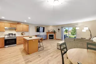 1265 Pond View Cir, De Pere, WI 54115 - Photo 7
