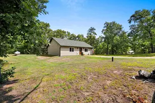 W10048 Terri Ln, Crivitz, WI 54114 - Photo 15